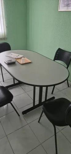 Mesa Reuniao 1,60 x 90