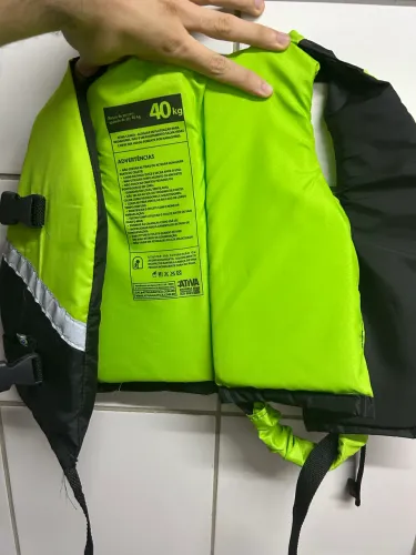 Colete verde à venda