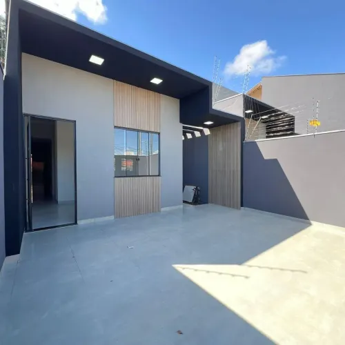 Casa á venda com 3 quartos sendo 1 suíte no Rita Vieira em Campo Grande - MS