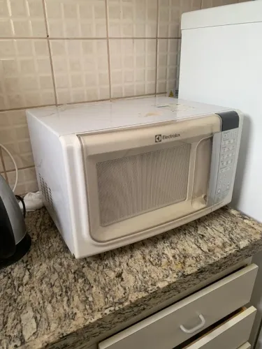 Micro-ondas Eletrolux 20L - PARA VENDER HOJE!!