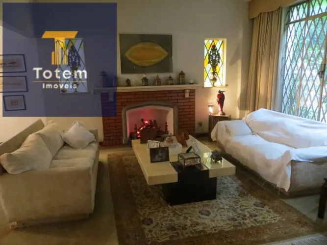 Casa com 4 dormitórios à venda, 380 m² por R$ 3.900.000,00 - Higienópolis - São Paulo/SP