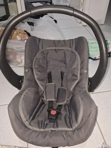 Vende-se bebe conforto 