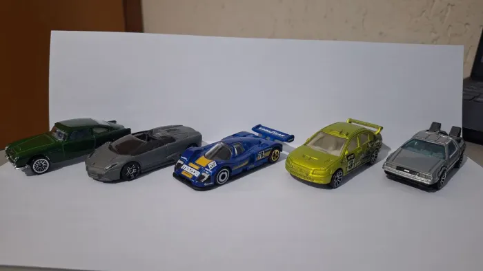 Coleção hotwheels 5 unidades
