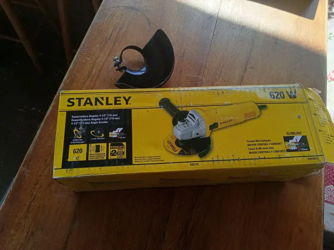 Esmerilhadeira Stanley SG6115 600watts