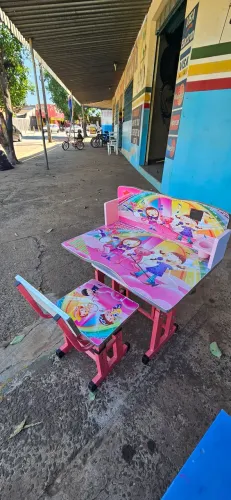mesinha infantil com cadeira - entrego