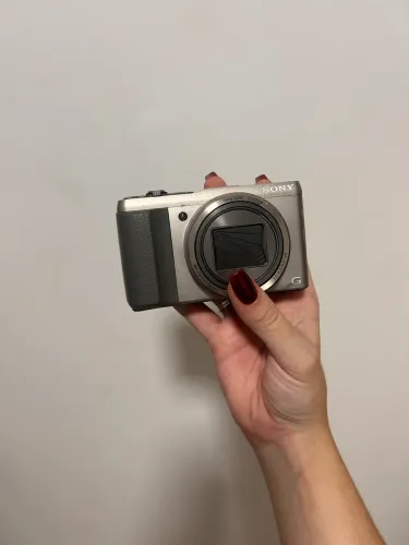 Câmera Sony Cybershot HX50 