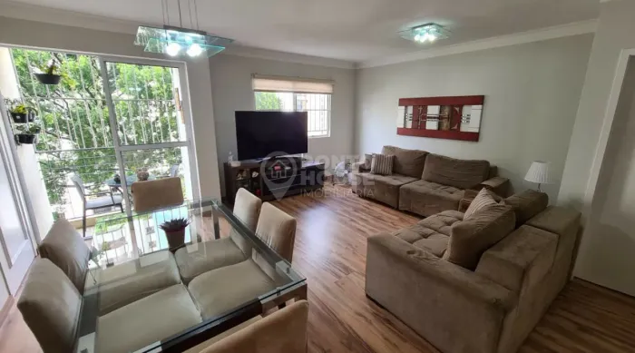 Apartamento À Venda no bairro Moema, 3 Dormitórios, 1 Vaga, Próximo Ao Metrô