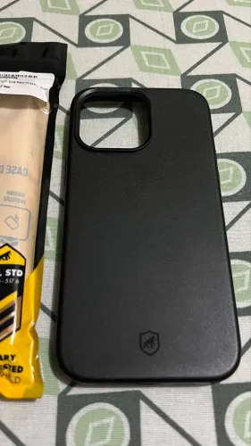 Capa para iPhone 14 Pro Max Magsafe Tech Couro - Preta - Gshield