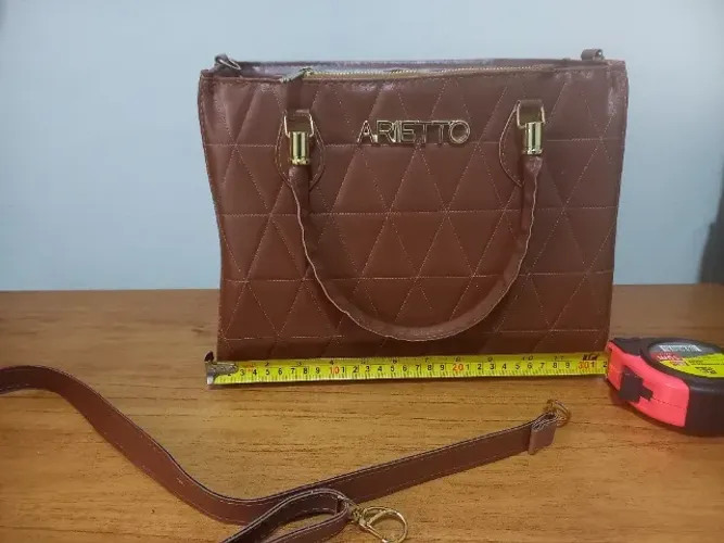 Bolsa Marrom estruturada
