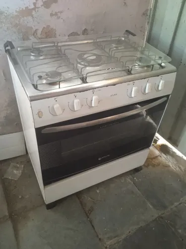Fogão de 5 bocas funcionando tudo