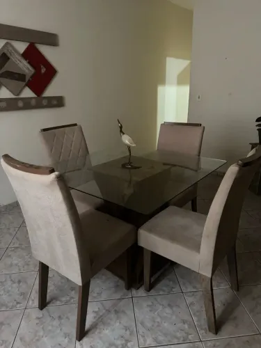 Mesa 4 cadeiras