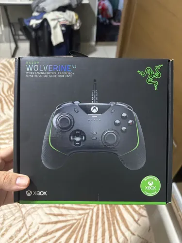Controle Razer Wolverine V2 para Xbox e PC - Estado de Novo