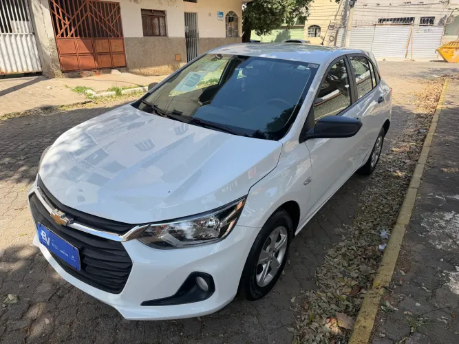 Chevrolet Onix Hatch 1.0 12V Flex Mec. 4P 2025