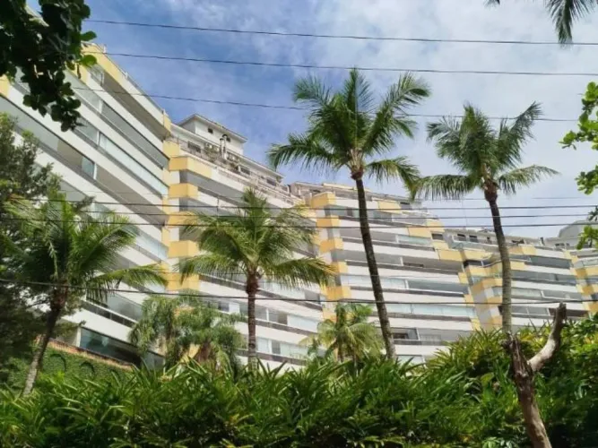 Apartamento 170 m² (01 vaga) - Morro Sorocotuba - Guarujá - SP