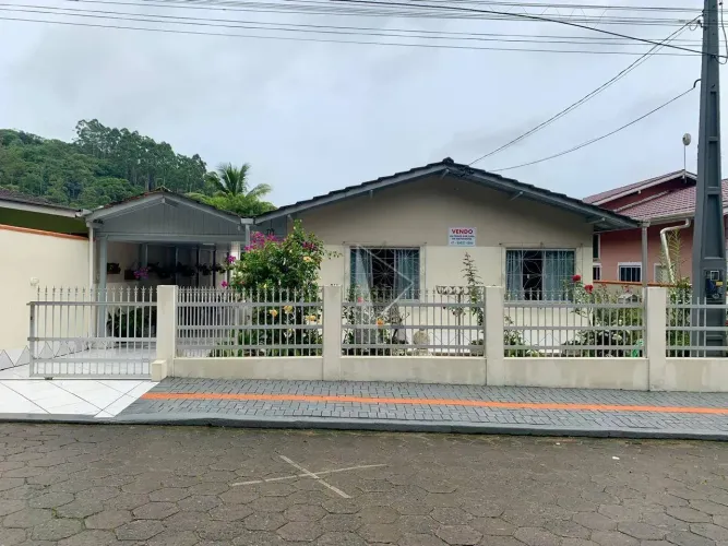 Casa à venda, 360 m² por R$ 426.000,00 - Margem Esquerda - Ilhota/SC