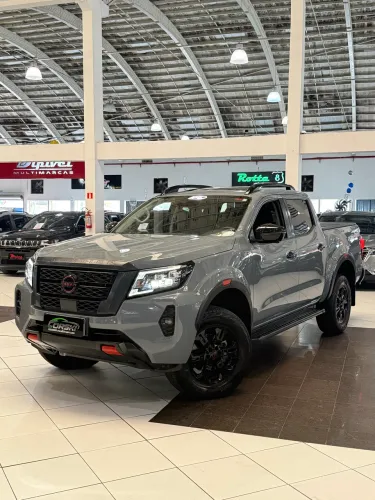 Nissan Frontier Pro4x CD 4X4 2.3 Bi-TB Die. AUT 2025