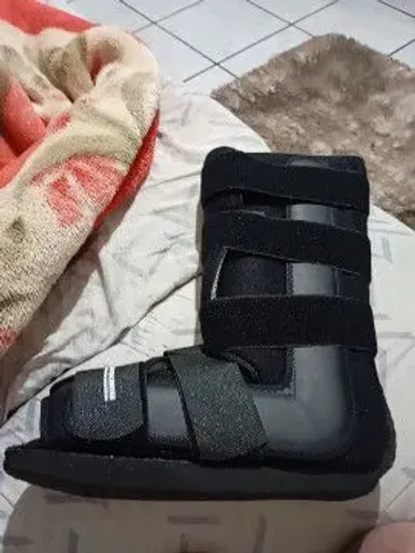 Bota Imobilizadora Curta Ortocenter - Estado de Nova - R$ 140