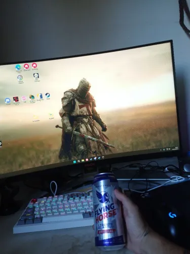 Monitor Gamer AOC AGON 32" Curvo 165Hz 1ms FreeSync Premium (AG323FWG3R3) - Impecável