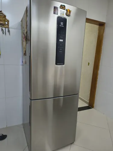 Geladeira Eletrolux Inverter Frost Free 490L 110wts