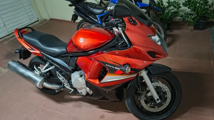 Suzuki Gsx 650f EXTRA