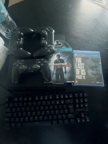 PS4 SLIM 500GB