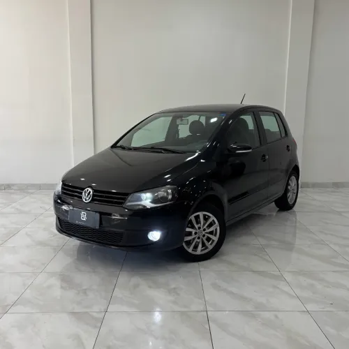 Volkswagen Fox Highline 1.6 Flex 16V 5P 2014