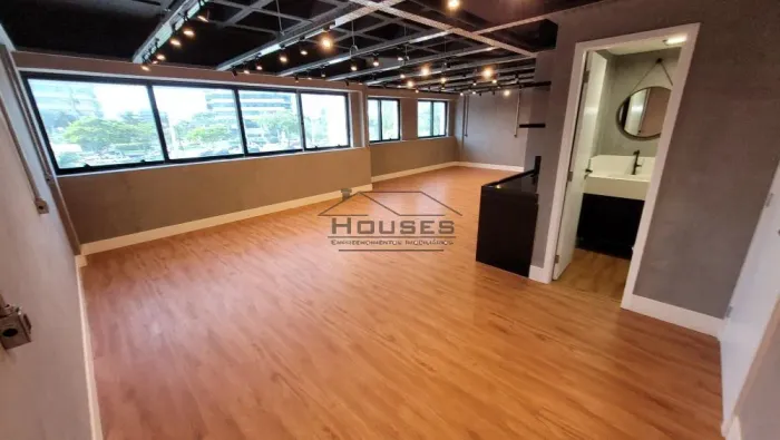 Conjunto Comercial/Sala para alugar em Rio de Janeiro