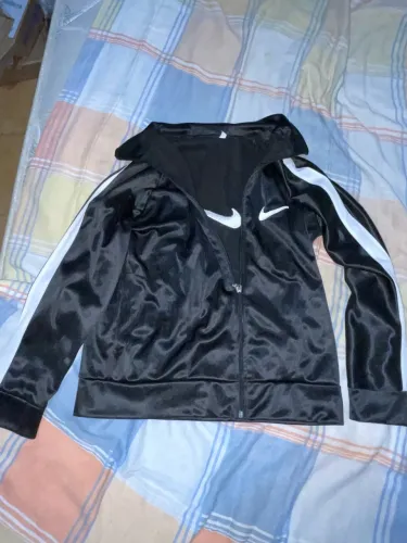 jaqueta nike preta esportiva dri fit tam 12
