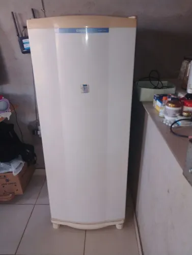 Vendo Geladeira Consul - R$ 400,00