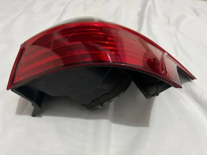 Lanterna Traseira direita Original Fiat Gran siena 2012/2021