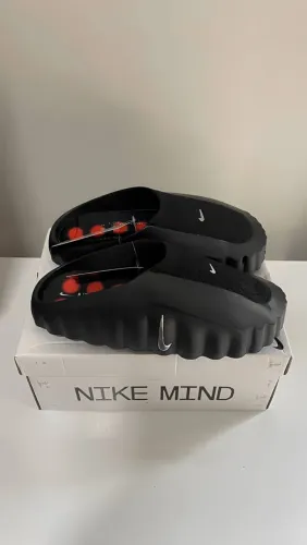 Nike mind 001