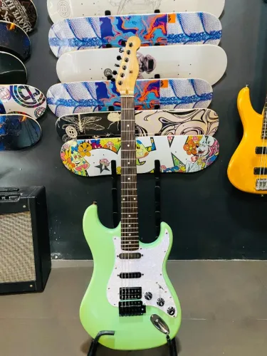 Guitarra StratoCaster Custon Capitação Seymour Duncan 