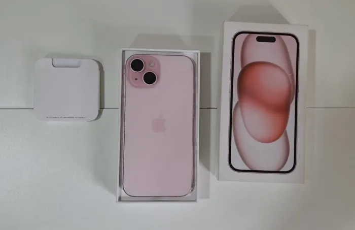 iPhone 15 Rosa