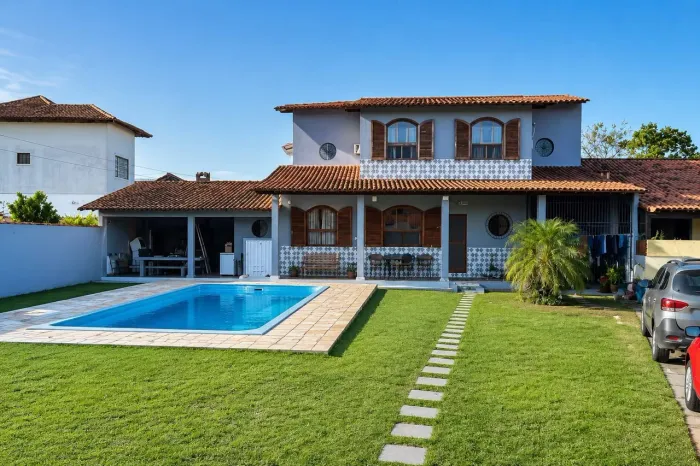 Casa Coqueiral com Piscina/área gourmet, Anexo e energia solar- Araruama/RJ