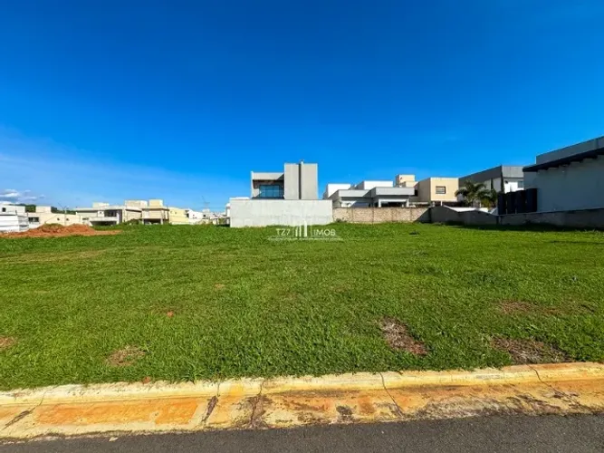 Lote em oportunidade no Jardins Porto - Lote com 318,27 m² - Quitado e Registrado.