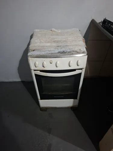 Vendo fogão em bom estado marca continental