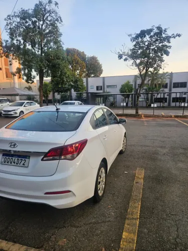 Hyundai HB20S C.plus/c.style1.0 Flex 12V Mec. 4P 2019