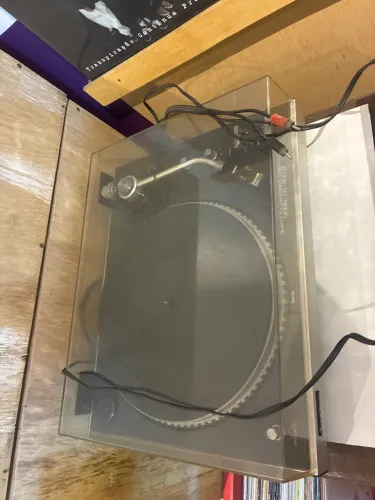 Toca Discos Gradiente DD200Q