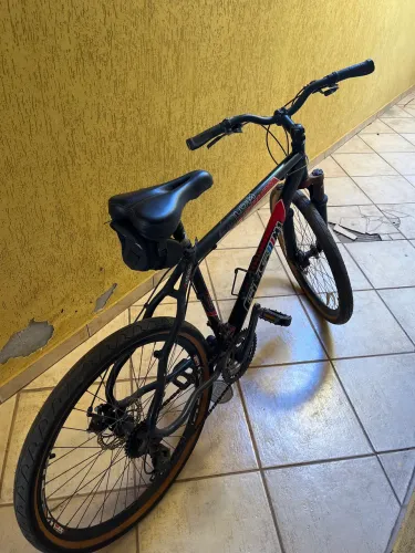 bicicleta gts m1 com defeito no selim