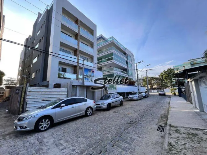 Cobertura com 3 dormitórios à venda, 116 m² por R$ 720.000,00 - Costazul - Rio das Ostras/