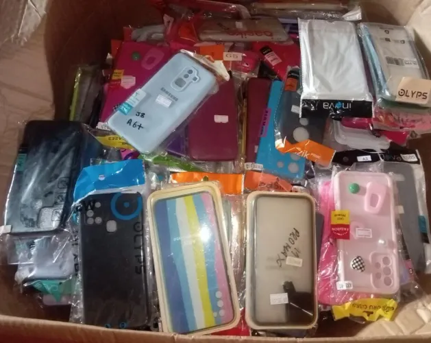 350 capas variadas para celular.