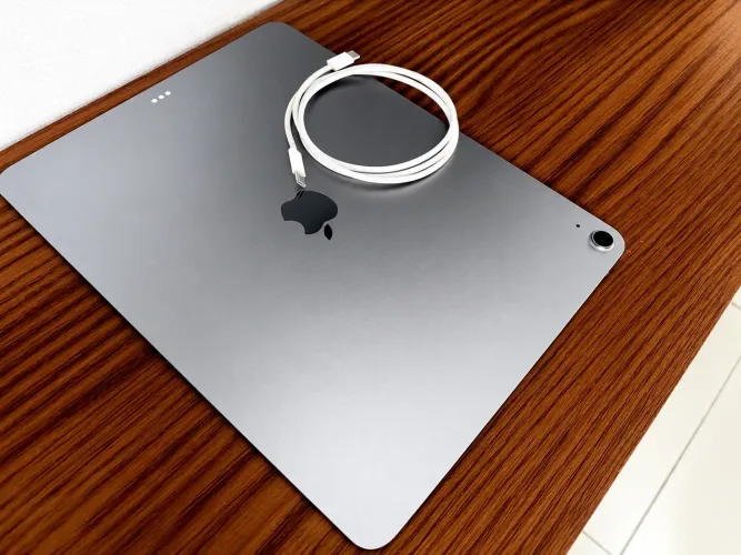 iPad Air M3 -13 polegadas(Garantia Apple )