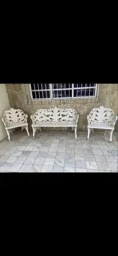 Conjunto sofá e poltrona