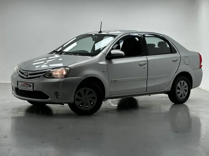 Toyota Etios XS Sedan 1.5 Flex 16V 4P Mec. 2017