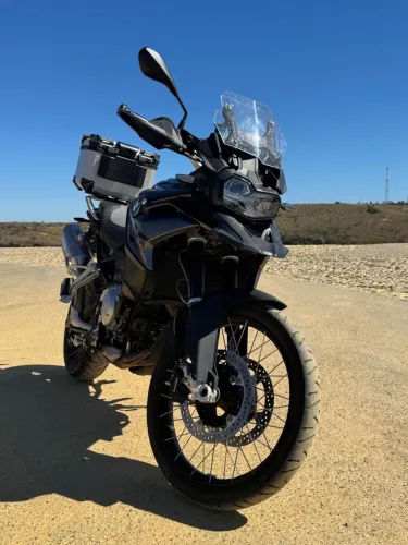Bigtrail - BMW F 850 GS Triple Black 2024 - 7.100 km - Garantia até abril/2027