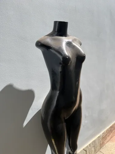 Manequim Feminino Corpo Inteiro Preto