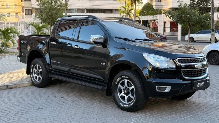 Chevrolet S10 Pick-up LS 2.8 TDI 4X4 CD Dies. Mec. 2013