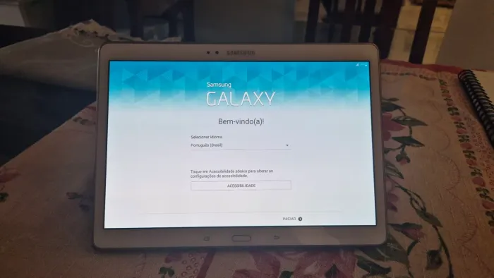 Tablet Sansung com capa específica (2014)