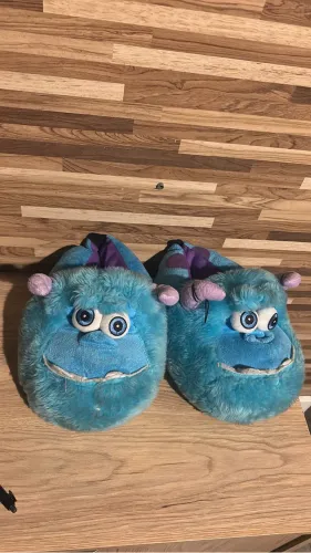 Pantufa Sully!!! Tamanho 34/36