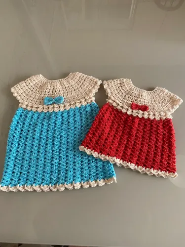 Vestido em crochê para bebê